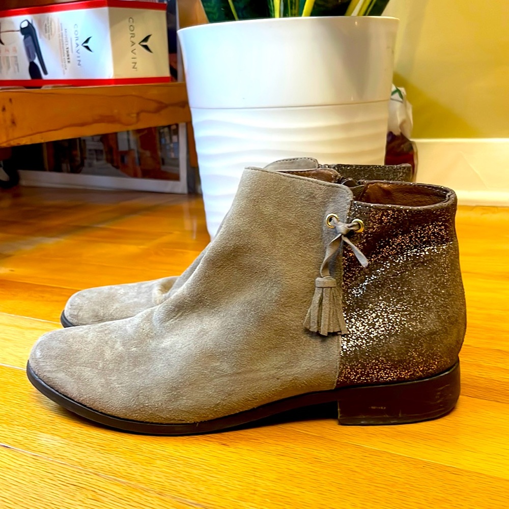Minelli 38 tan and gold booties